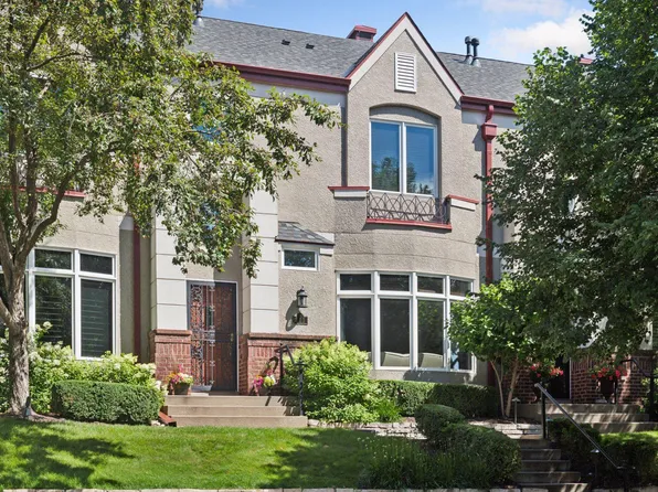 311 Coventry Ln, Edina, MN 55435