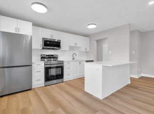 437 Hazel St, Waterloo, ON N2L3P7