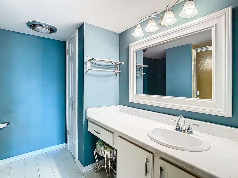 7400 Sun Island Dr #503 — Photo 39