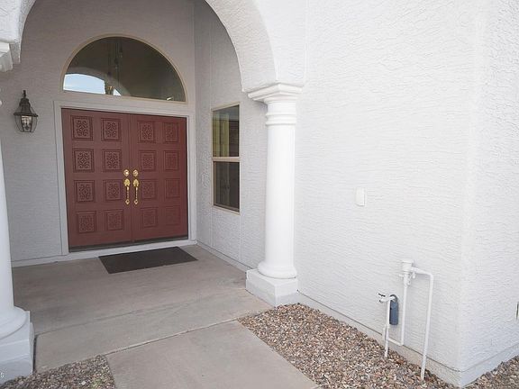 2nd image of 10517 E Elmhurst Dr