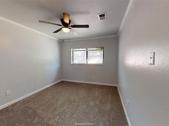 5th image of 2407 Bosque Dr APT C