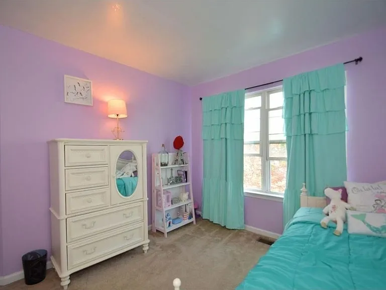 716 Martingale Rd — Photo 19