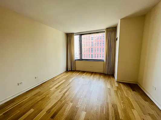 Rented by Living Quest Real Estate Inc. | media 17