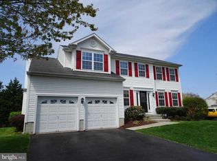 8 Jasmine Dr, Burlington, NJ 08016