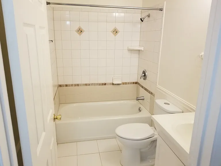 1625 Woolsey St #1 — Photo 11