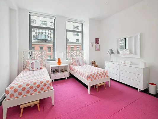 Rented by Sotheby's International Realty | media 7