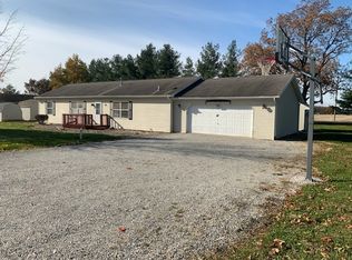 23 Ems D21a Ln, Syracuse, IN 46567
