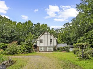 8110 Hobson Ln, King George, VA 22485