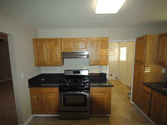 4th image of 5855 62nd St