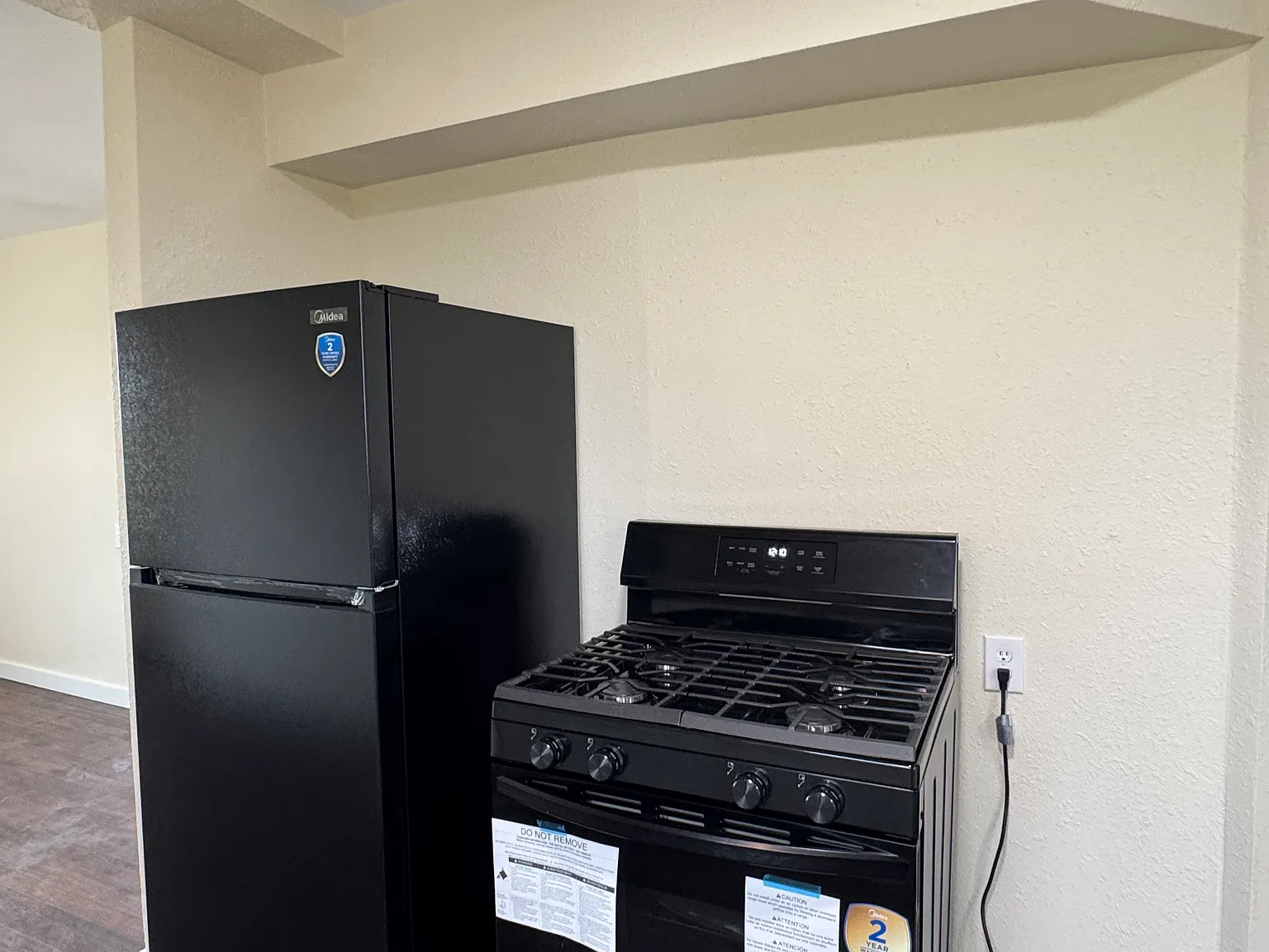 4 bed, 3088 sqft, $1,950 — Photo 4