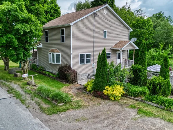 13151 Water St, Edinboro, PA 16412