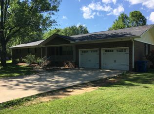 2550 Reeves St, Hokes Bluff, AL 35903