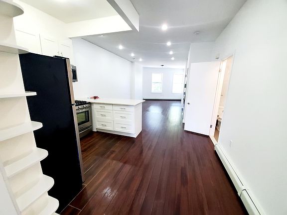 3rd image of 7121 7th Ave #2