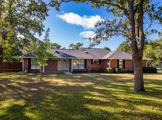 441 Oak Wood Rd, Kerrville, TX 78028