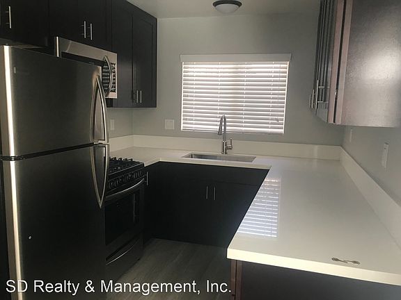 3rd image of 4781 Seminole Dr APT 8