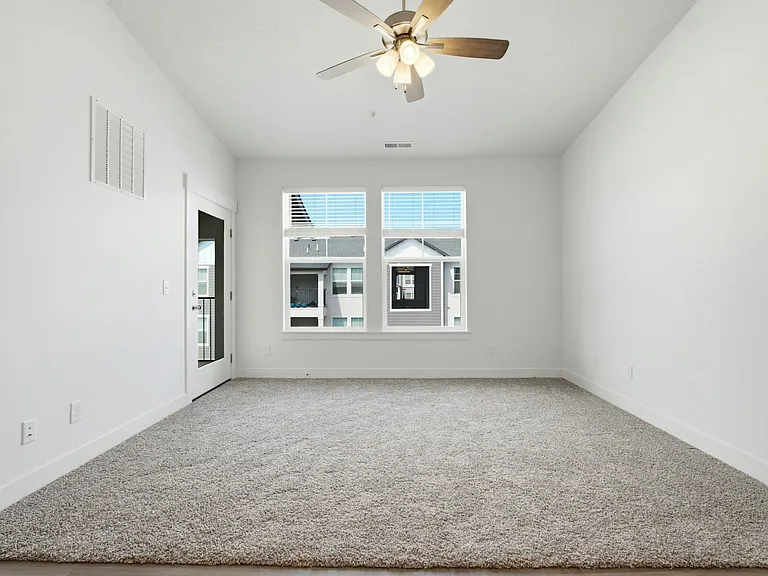 858 N Coulsen Dr #K303 — Photo 3