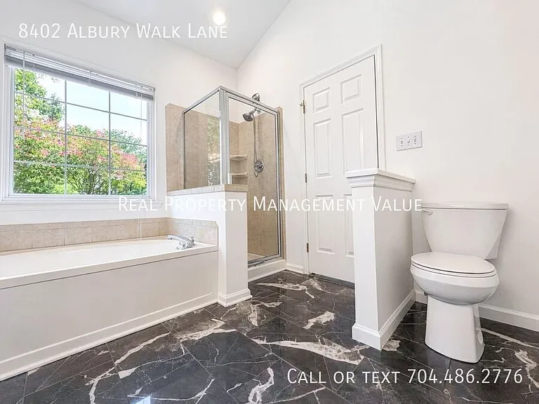 8402 Albury Walk Ln — Photo 17