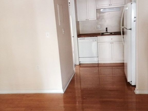 3rd image of 2910 Rubideaux St APT 1
