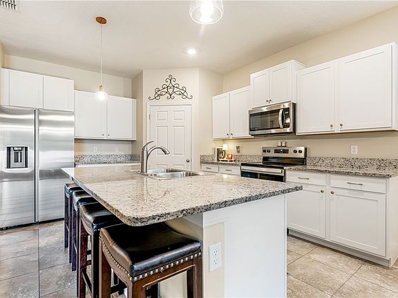 2nd image of 4153 Keeson Cir
