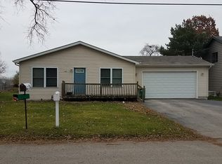 115 Hilldale Rd, Fox Lake, IL 60020