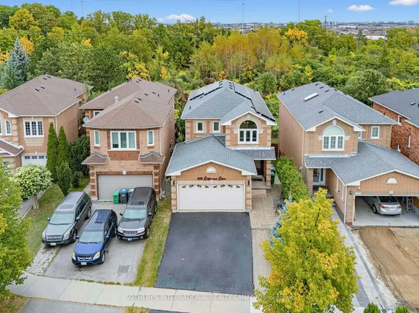 668 Driftcurrent Dr, Mississauga, ON L4Z 3Z4