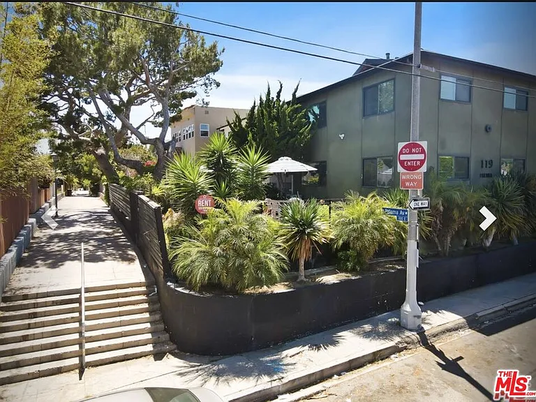 119 Paloma Ave #A — Photo 17
