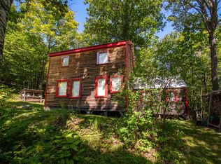 507 Mountain Rd, Abbot, ME 04406