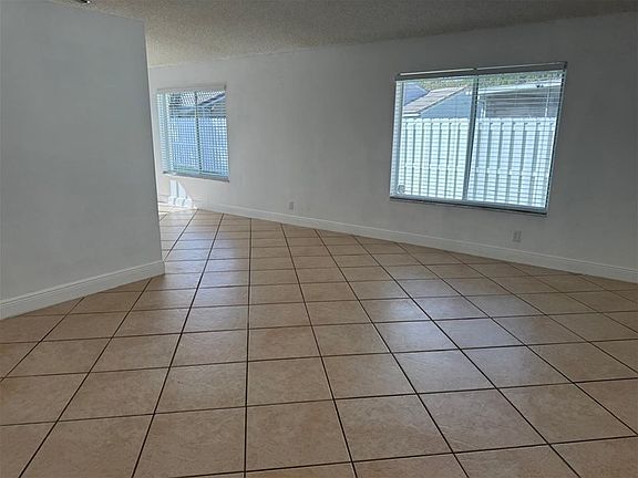 3rd image of 1639 Palermo Dr