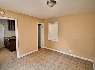 8740 Chester St, Paramount, CA 90723