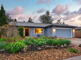 4690 Fairway Dr, Rohnert Park, CA 94928