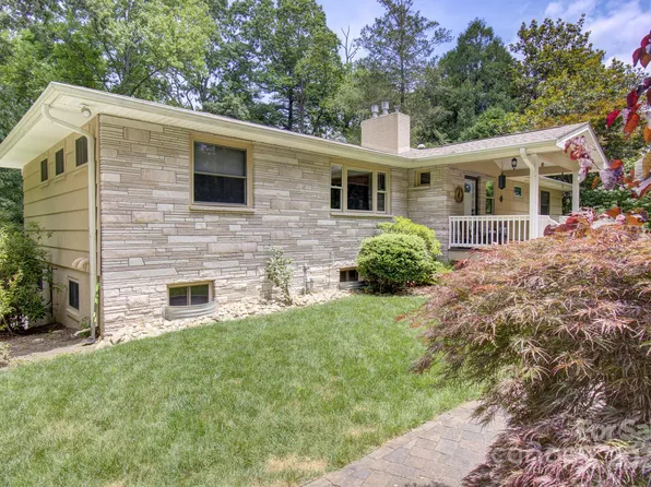 539 Walnut Loop, Laurel Park, NC 28739