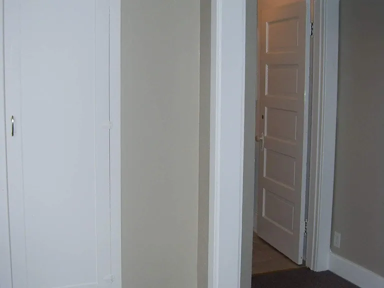 303 2nd Ave W #3 — Photo 10