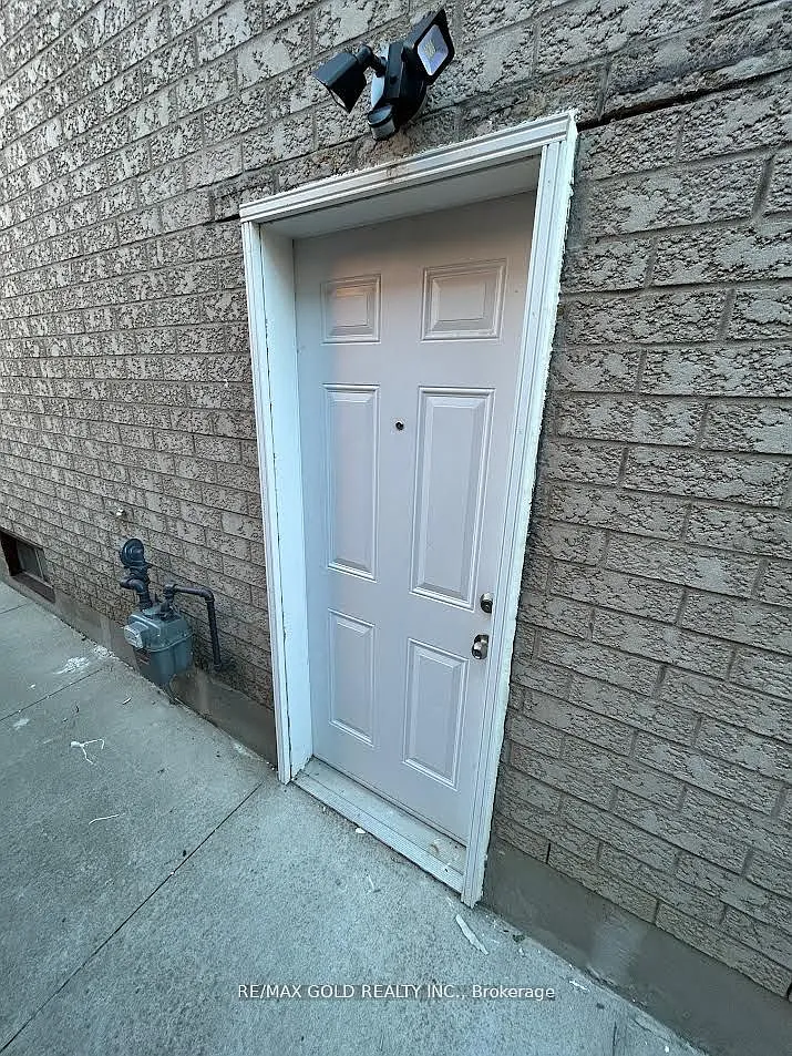 2 bed, $1,750 — Photo 4