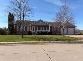 1512 Stony Brook Trl, Sainte Genevieve, MO