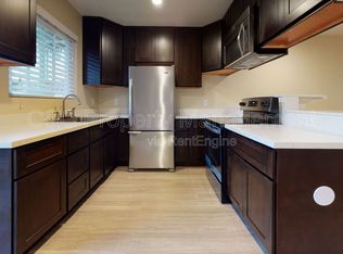 802 Sunset Dr APT D, Pacific Grove, CA 93950