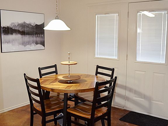 5th image of 6500 Temora Loop APT A