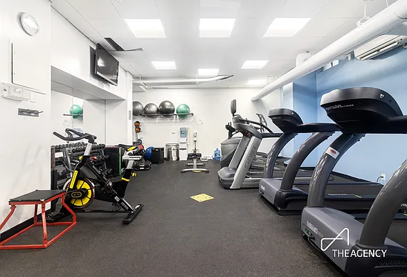 Rented by The Agency | media 20