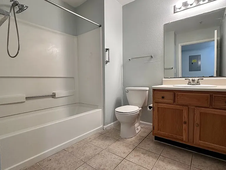4000 Dancing Cloud Ct #8 — Photo 15