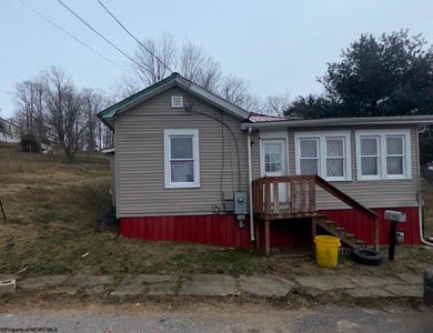 128 McGary Ave, Weston, WV, 26452