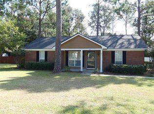 141 Stapleton Dr, Leesburg, GA 31763