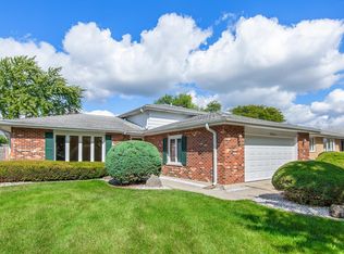 3024 Drover Ln, Darien, IL