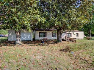 10405 Woods Cross Rd, Gloucester, VA 23061