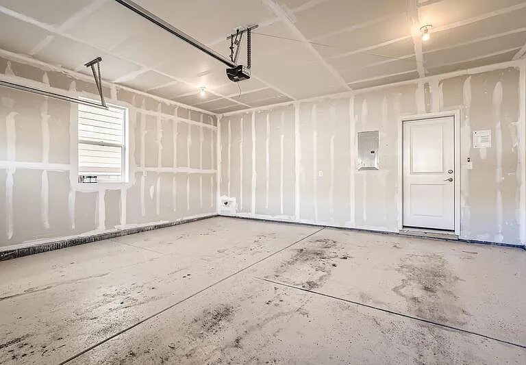 9720 Clermont Ln — Photo 17