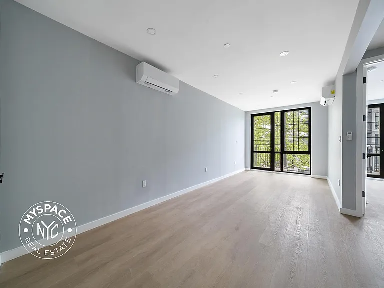 3511 Farragut Rd #3C — Photo 1