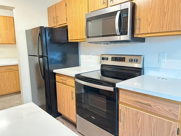 6001 24th Ave NW APT 402, Seattle, WA 98107