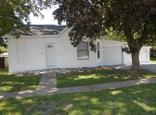 305 N Grand St, King City, MO 64463