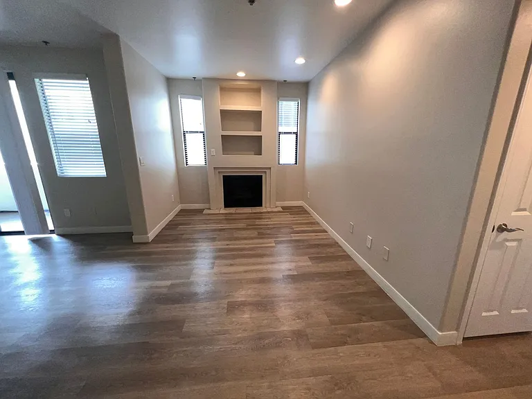 4623 Willis Ave — Photo 5