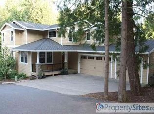 10748 SW 11th Dr, Portland, OR 97219