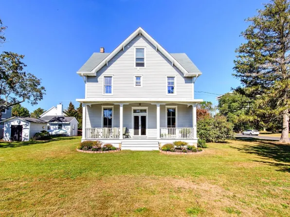 18 West St, Monmouth Beach, NJ 07750
