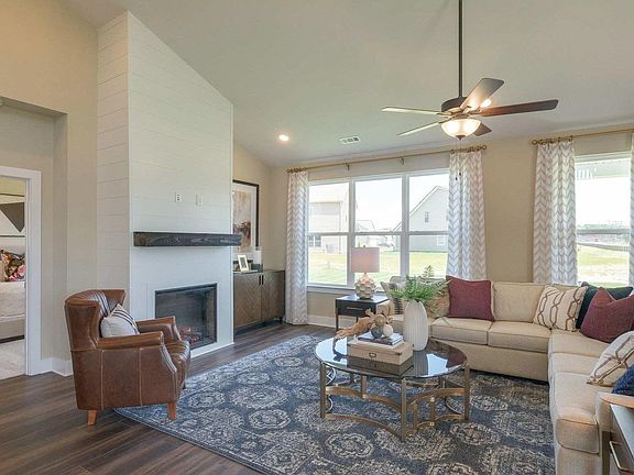 4th image of 105 Kingfisher Dr